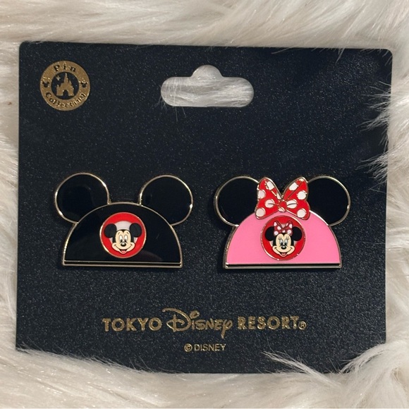 Tokyo Disney Resort Mickey Mouse Minnie Ears Hats Pin TDR Disneyland Japan - Picture 1 of 4